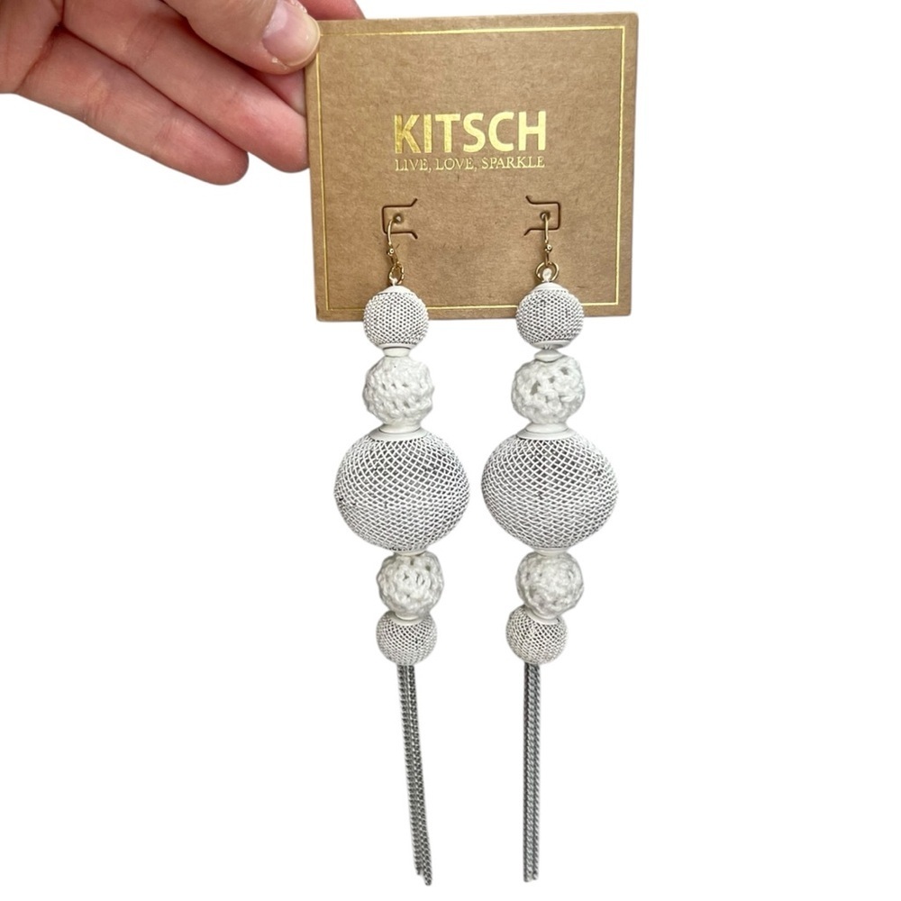 NWT Kitsch White Mesh & Crochet Tiered Round Ball Dangle Earrings